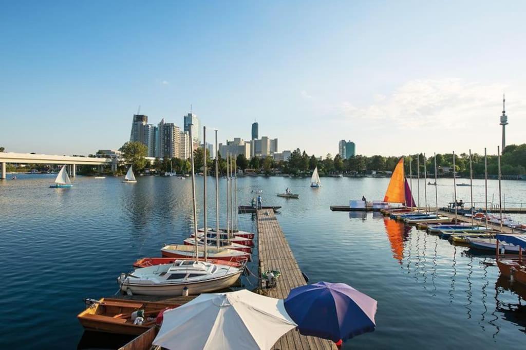 Schoenes Living Am Donauufer ウィーン エクステリア 写真